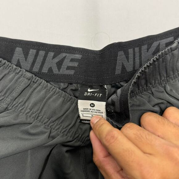 Nike Dri-FIT Black Performance Shorts Men’s Size M - Picture 3 of 4